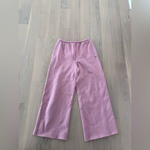 GREAT CONDITION WORN ONCE Aritzia Flutter Sweatpants